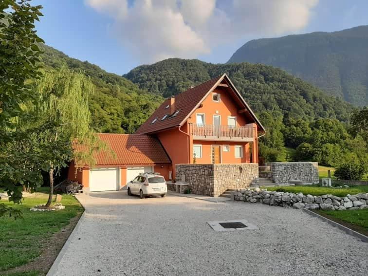 Pocitniska Hisa Nad Soco Villa Bovec Luaran gambar